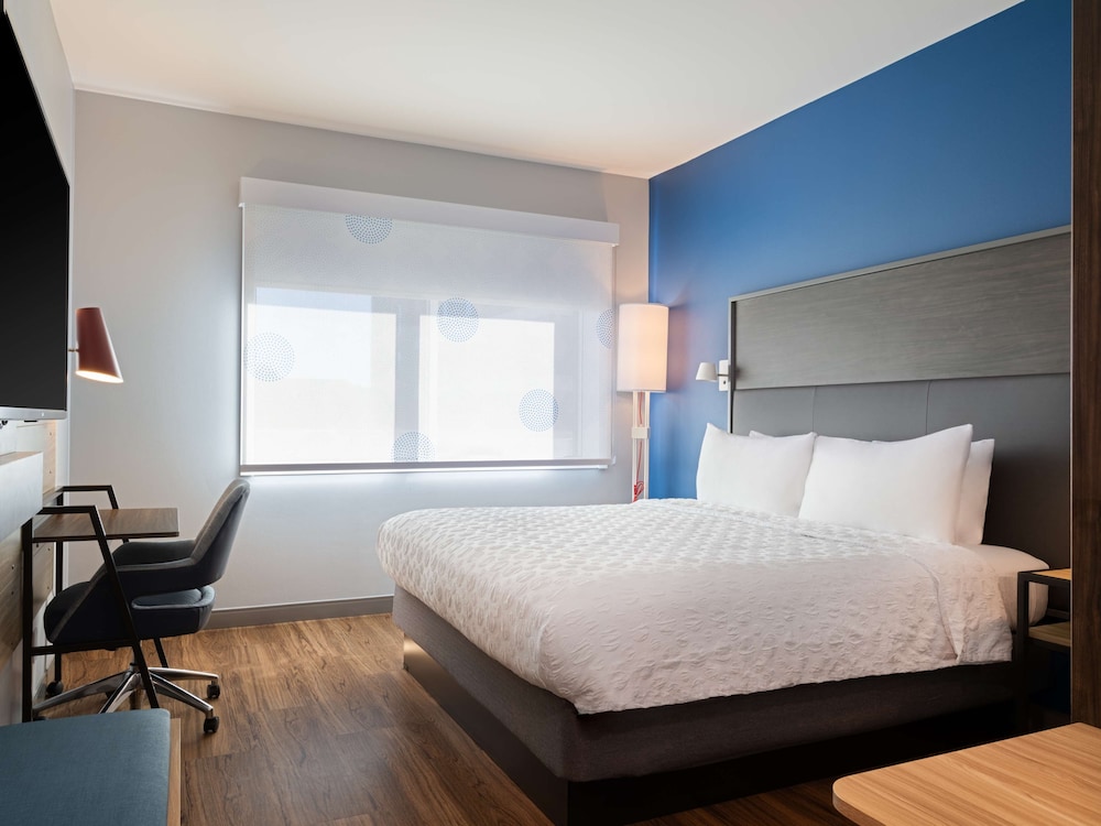Tru By Hilton Atlanta Airport College Park - photo 10