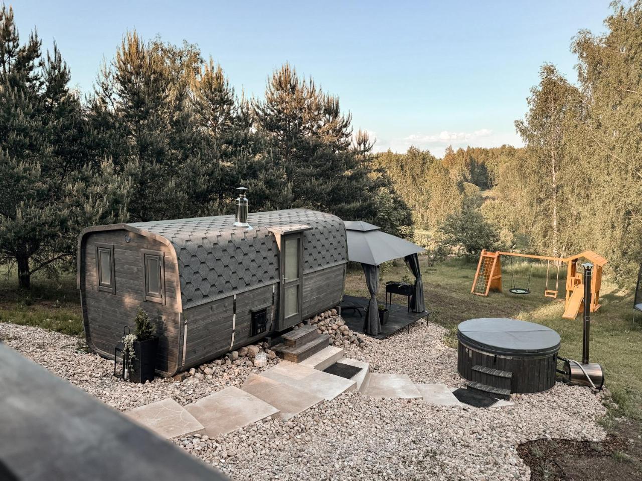 Vēju ritmi in Unknown City, Latvia