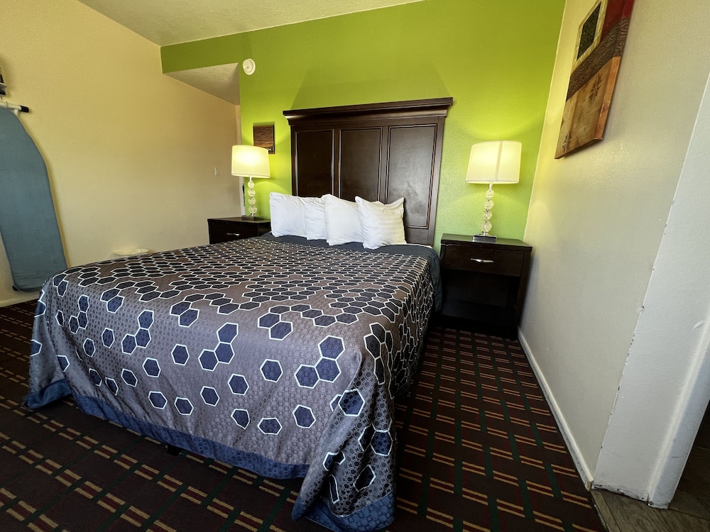 Vagabond Inn Cedar City - photo 25