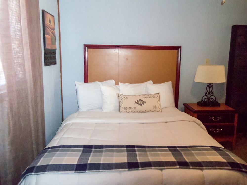 The Gold Pan Motel - photo 12