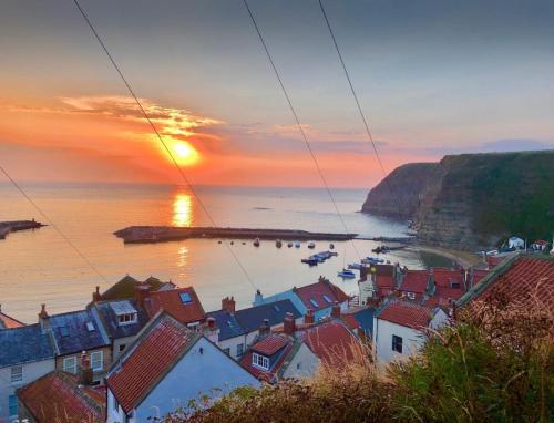 The Anchorage your home in idyllic Staithes