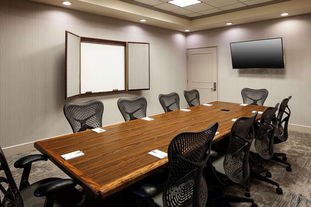 Hilton Garden Inn San Diego Rancho Bernardo - photo 39