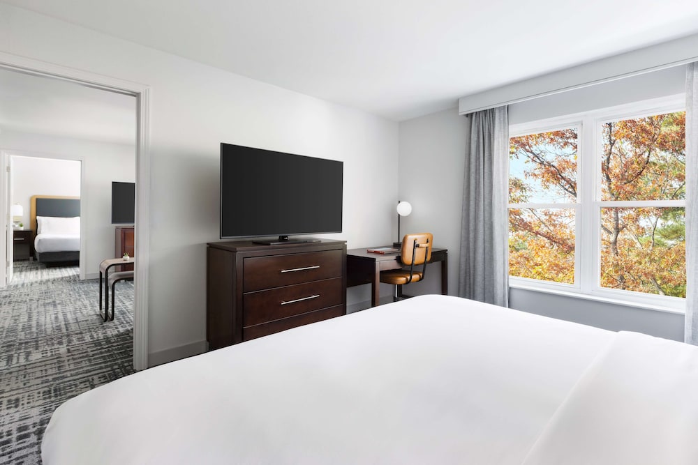 Homewood Suites by Hilton Manchester Airport - photo 17