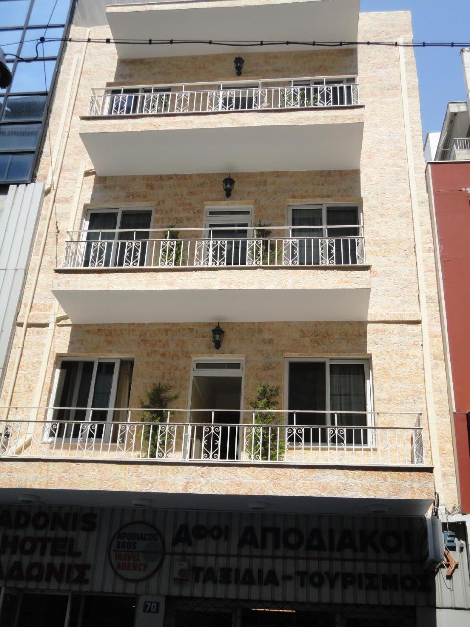 Adonis - carbon neutral hotel in Piraeus