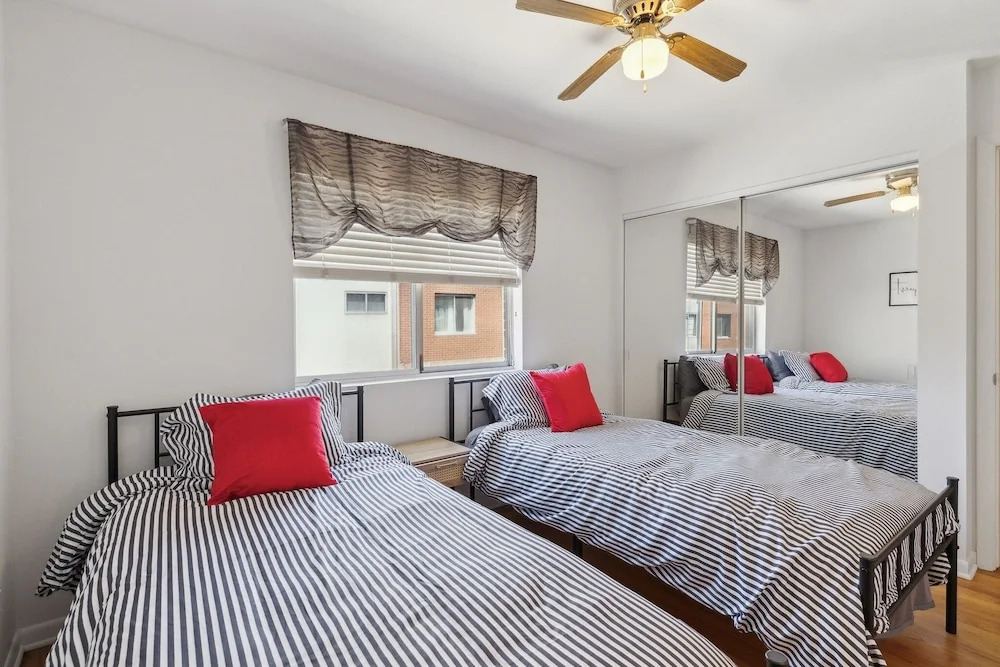 Family Friendly South Loop Escape by RedAwning - photo 6