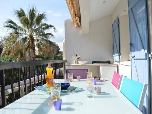 Appartement Sainte Maxime plage de la Nartelle — 4-Star Luxury Hotel in Sainte-Maxime, France