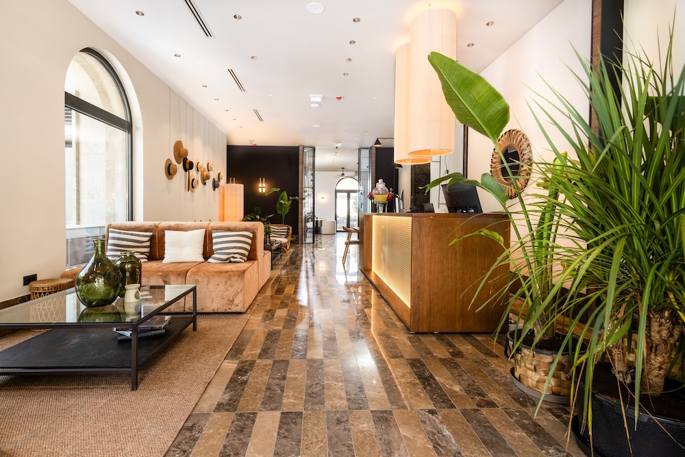 Infinity Hotel & More — Budva — photo 3