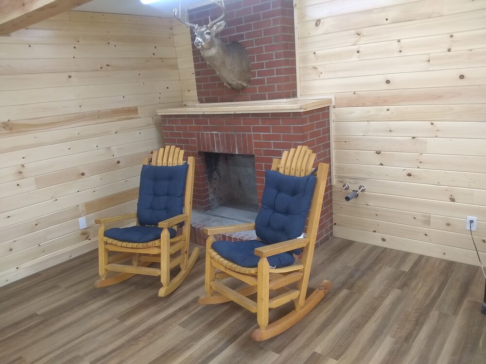 Kootenai Valley Motel - featured photo