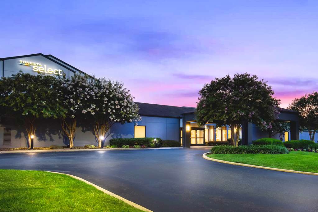 Sonesta Select Philadelphia Airport - photo 45