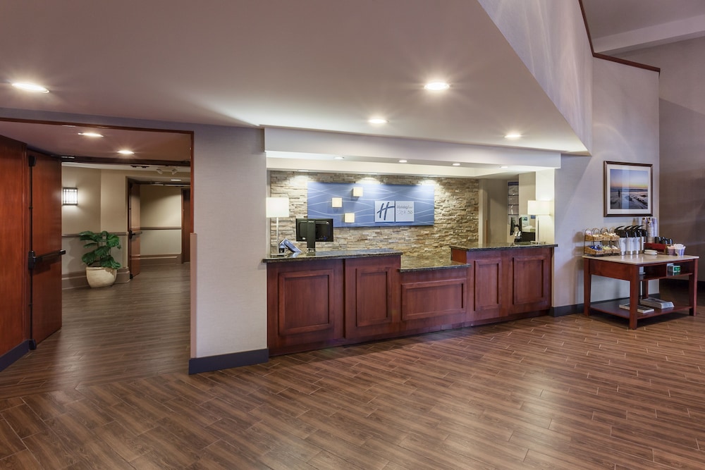 Holiday Inn Express & Suites Carpinteria by IHG - photo 37