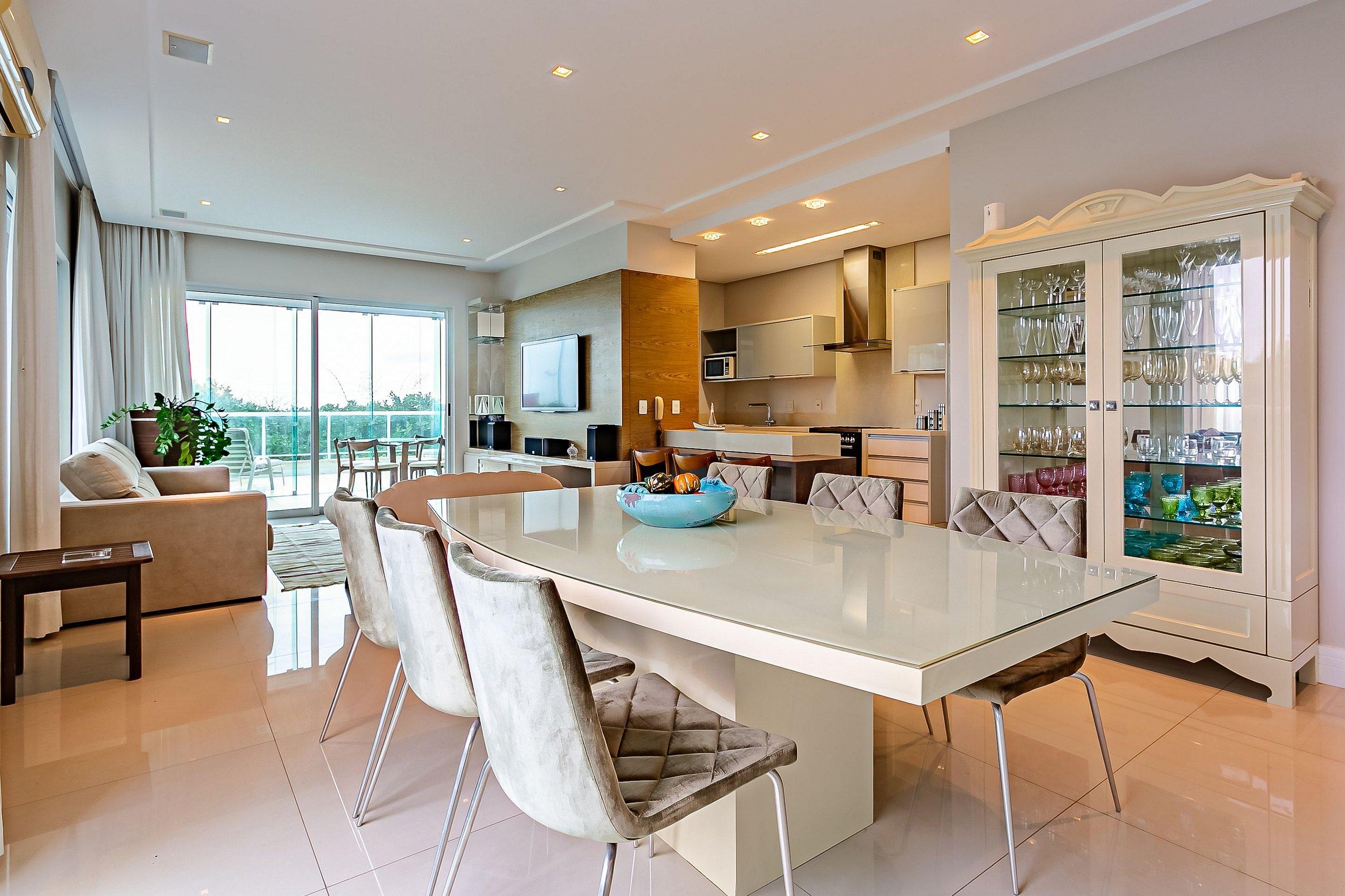 Vista Mar Sacada Ampla com Churrasqueira #CSA01D — 4-Star Luxury Hotel in Florianopolis, Brasil