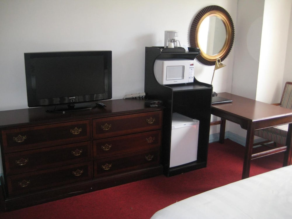 Nash Hotel - photo 9