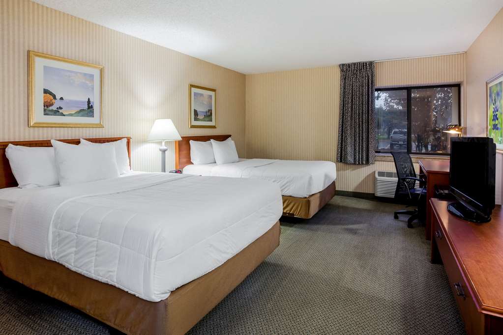 La Quinta Inn by Wyndham Detroit Southgate - photo 12