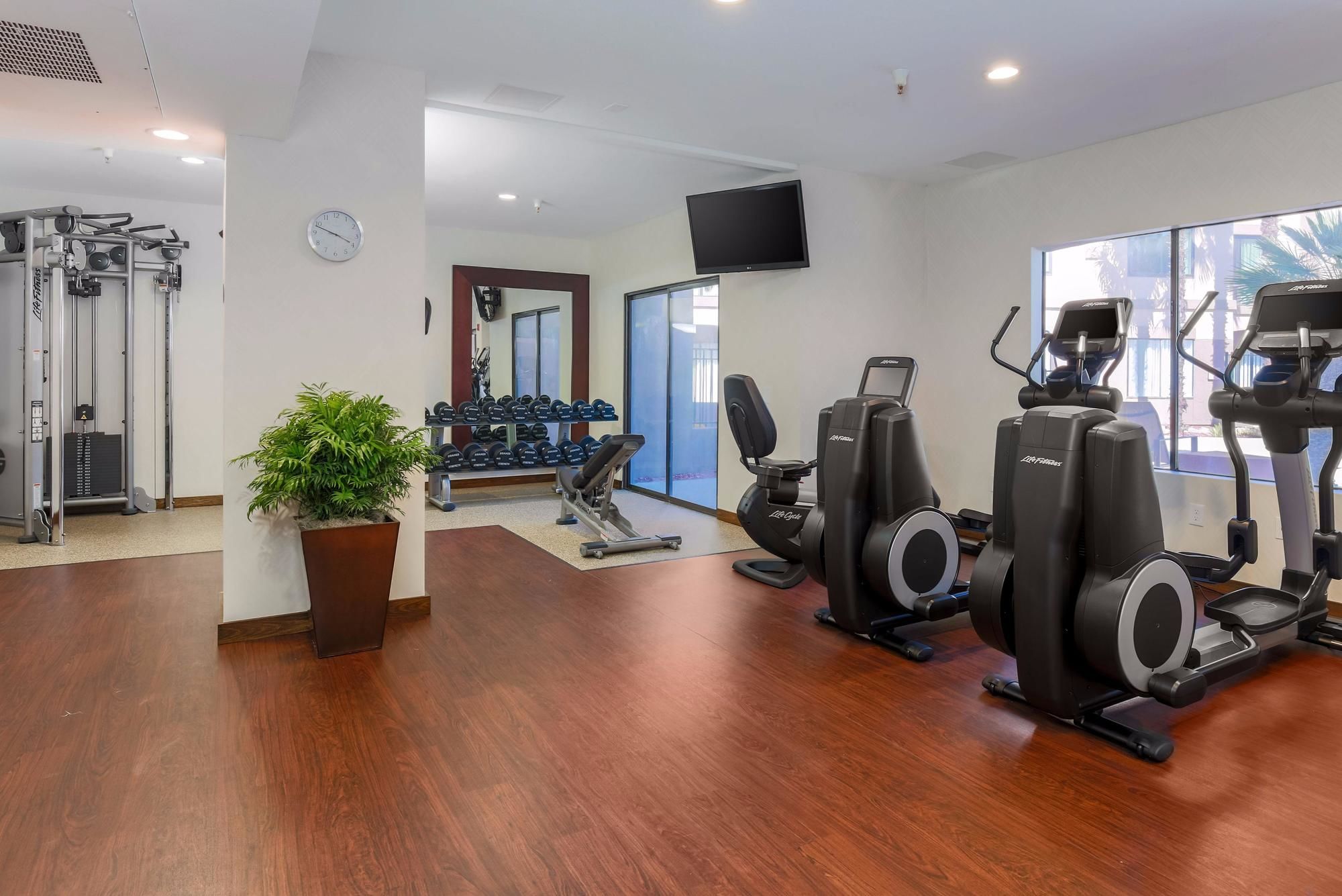 DoubleTree Suites by Hilton Sacramento Rancho Cordova - photo 18