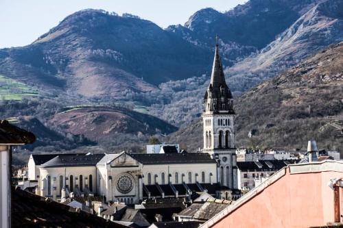 Le Panoramic Balcon Clim - last minute hotel in Lourdes