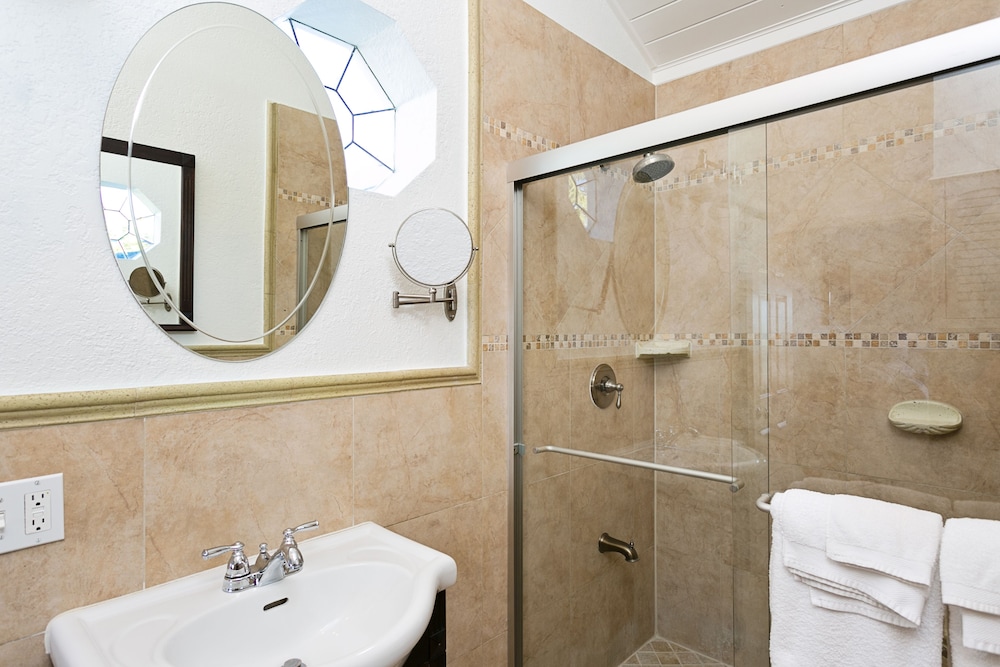 Inn on the Beach - photo 74