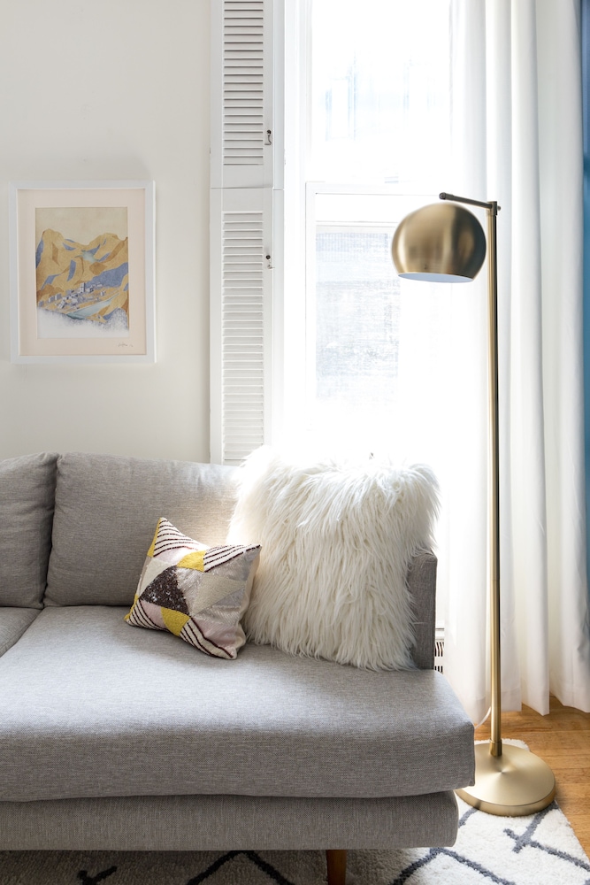 Classic 2BR in Back Bay by Sonder - photo 6
