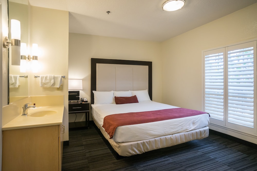 Arena Hotel - photo 8