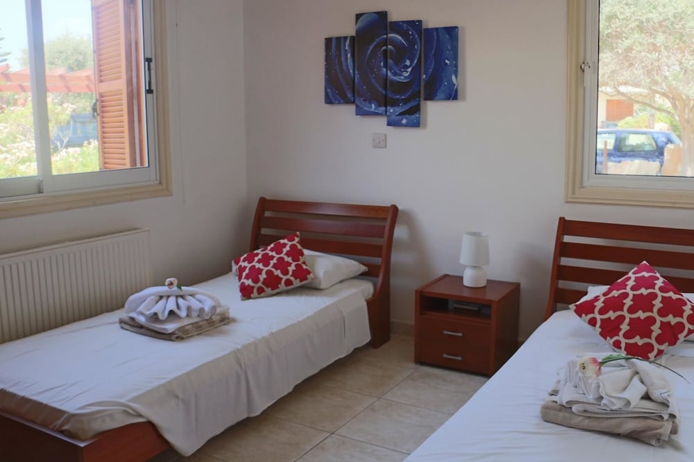 Villa Savoya Sunrise by Ezoria Villas