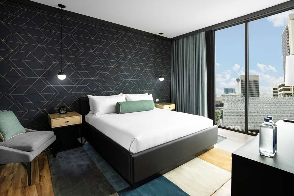 Downtown Grand Las Vegas - photo 2