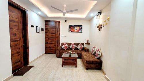 Yogvan Luxury 1BHK Apartments Tapovan Rishikesh — 4-Star Luxury Hotel in Rishikesh, India