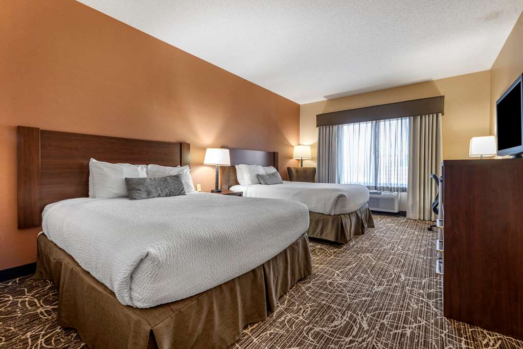 Best Western Plus Chelsea Hotel - photo 20