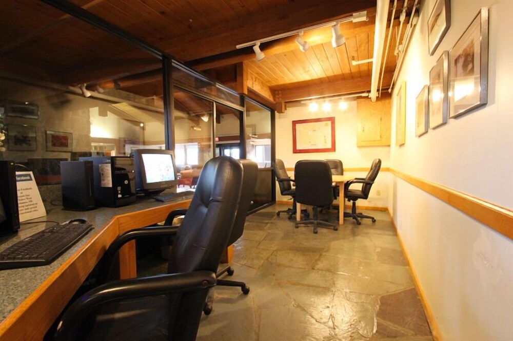 Fireside Inn & Suites West Lebanon - photo 23