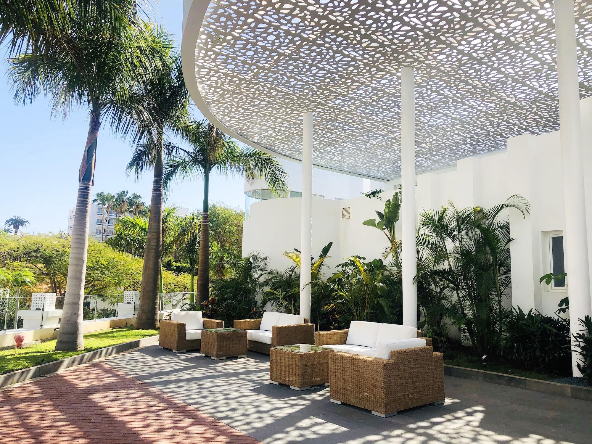 Flamingo Beach Mate in Adeje, Spain