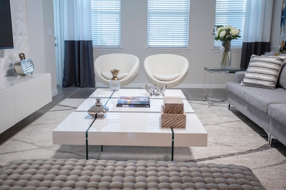 Luxury Solara 7 Bed Private Pool IHR 1039 - photo 40