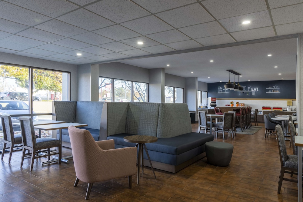 Hampton Inn Athens - photo 30