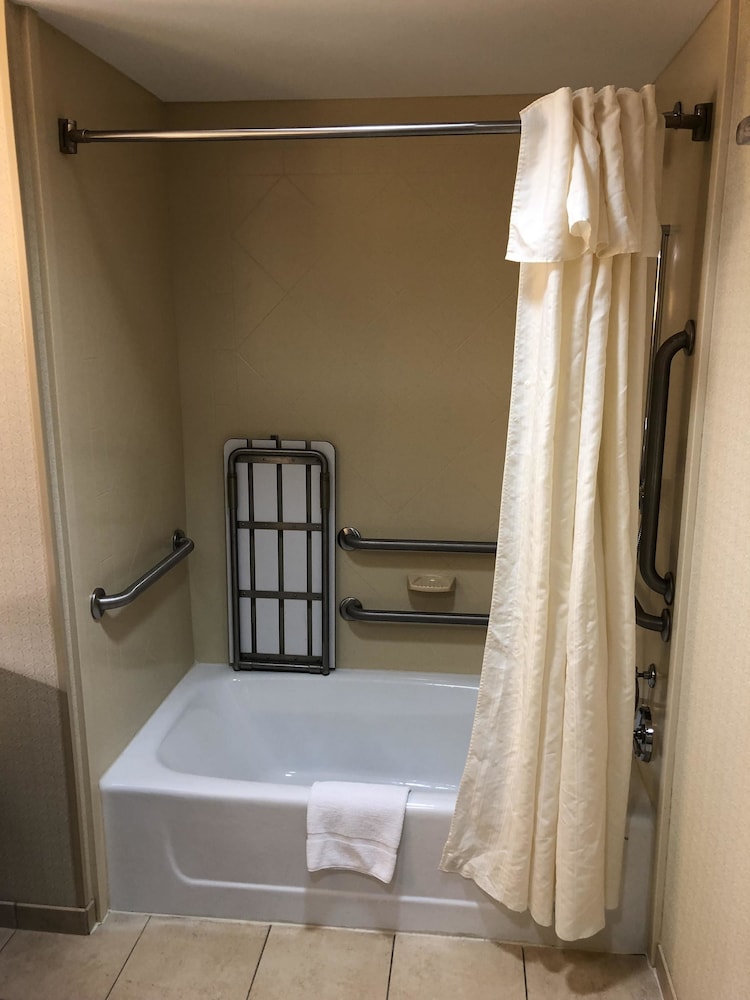 Homewood Suites by Hilton Hagerstown - photo 41