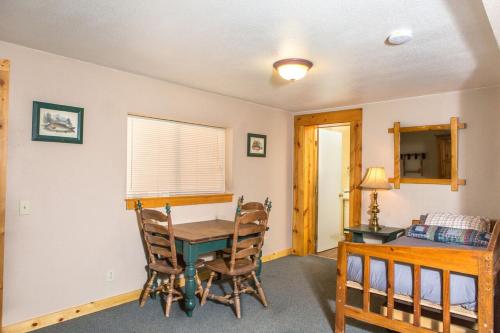 Norwood Inn - photo 6