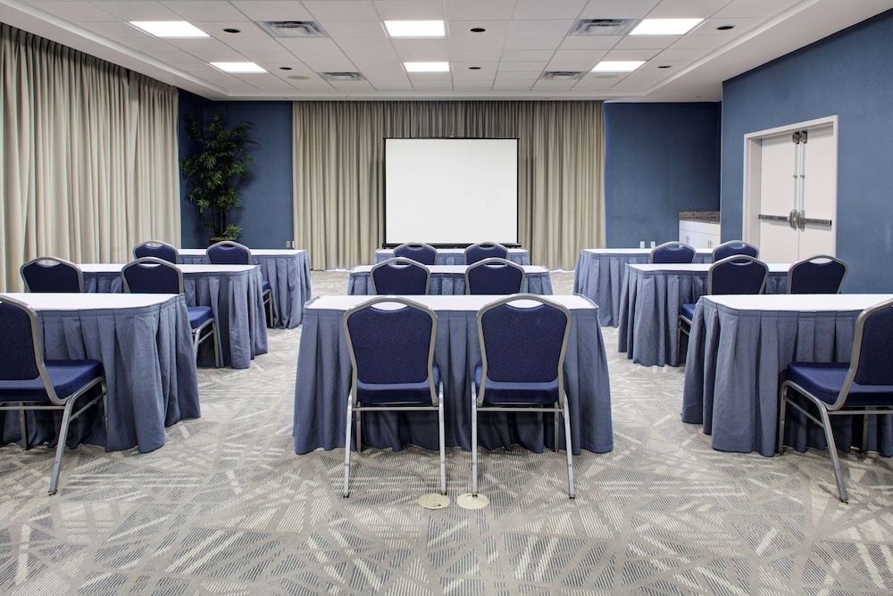 Hampton Inn & Suites Sarasota Bradenton Airport FL - photo 101