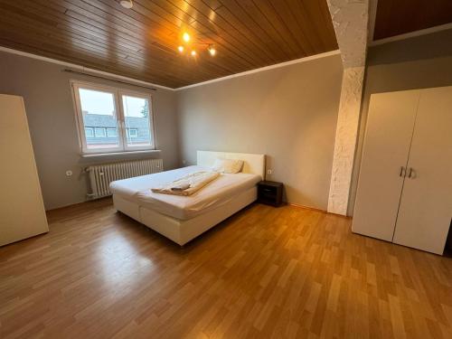 Zimmer in Landstuhl — hotel in Landstuhl