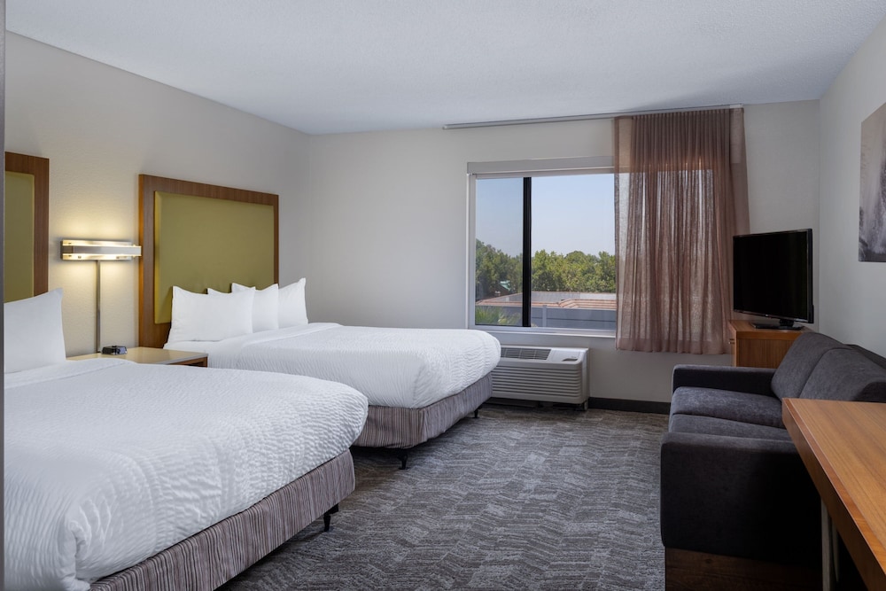 SpringHill Suites by Marriott Pasadena Arcadia - photo 13