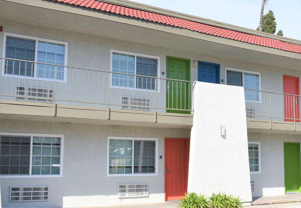 Signature Anaheim Maingate - photo 14