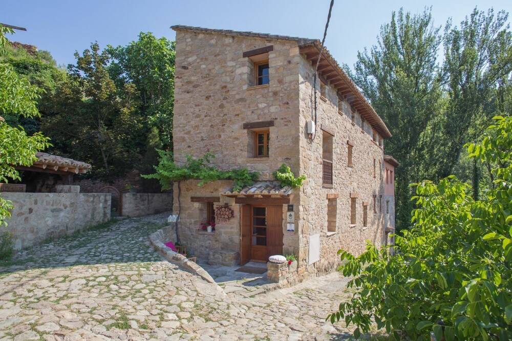 La Casa de Los Moyas — 4-Star Luxury Hotel in Olba, Spain
