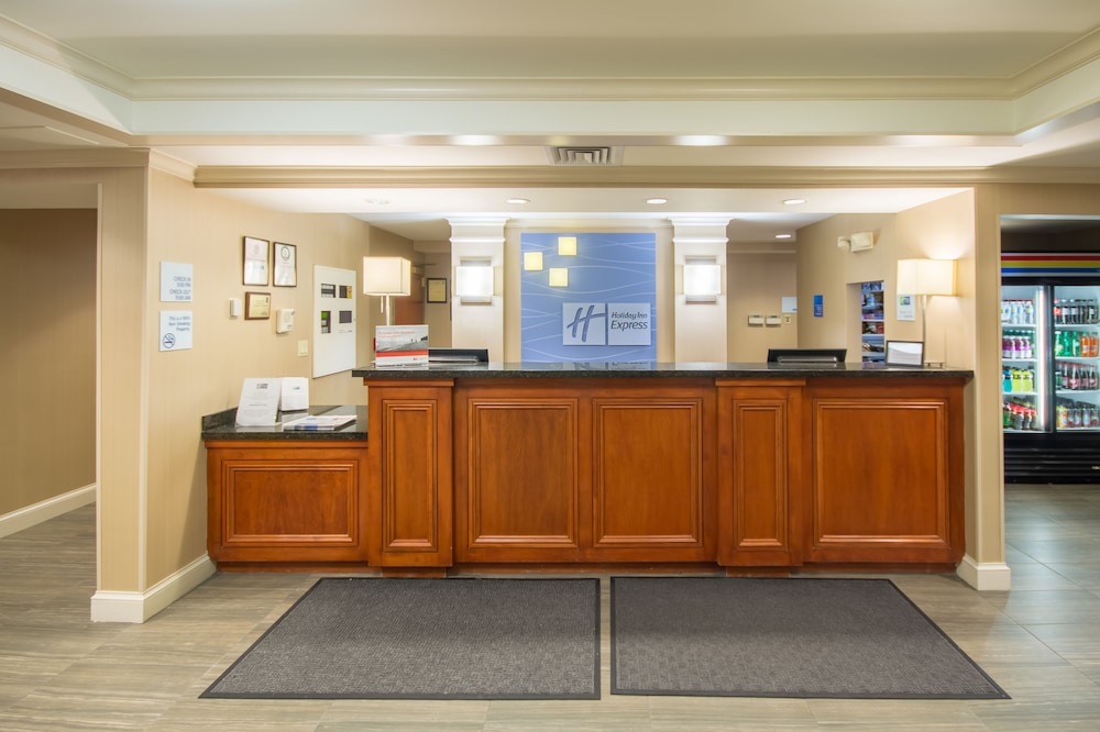 Holiday Inn Express Hotel & Suites Auburn by IHG - photo 47