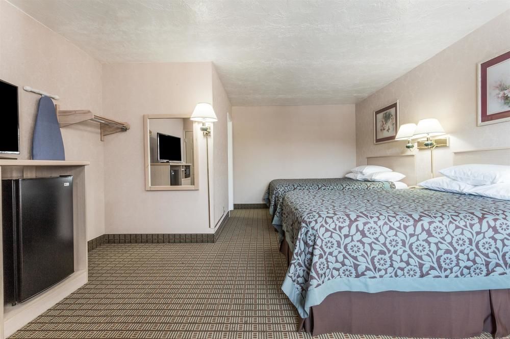 Days Inn Portland Central - photo 7