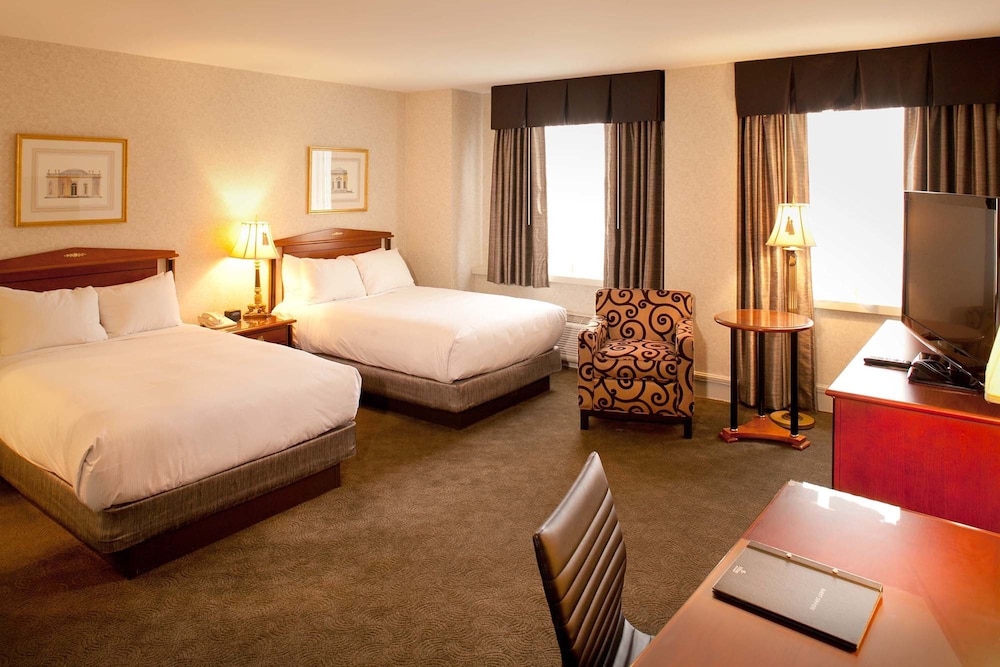 Hilton Cincinnati Netherland Plaza - photo 6