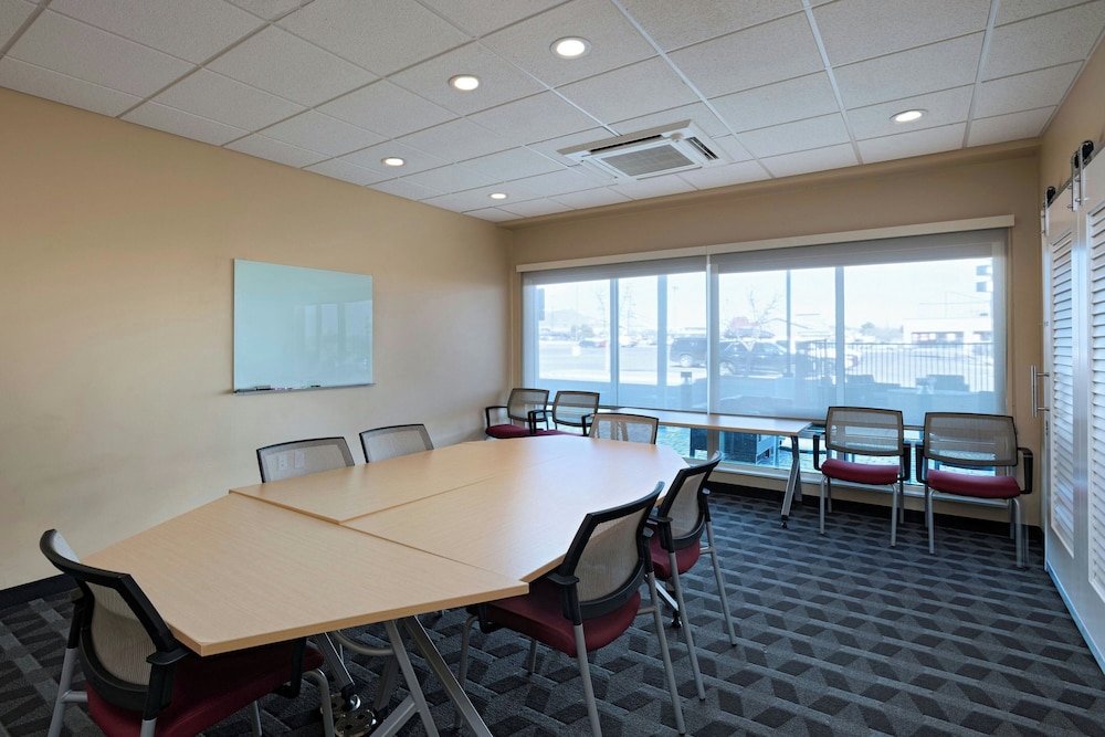 TownePlace Suites by Marriott El Paso North - photo 30
