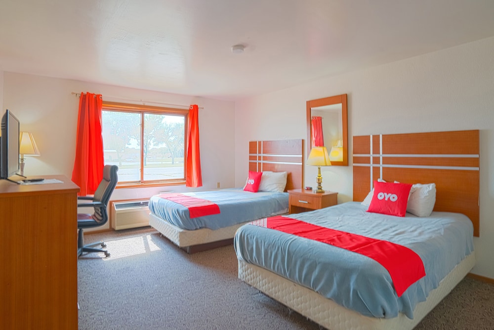 OYO Hotel Redwood Falls near Jackpot Casino - photo 9