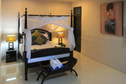 5 Bedroom Getaway Villa Kuta Regency B3 — 4-Star Luxury Hotel in Kuta, Indonesia