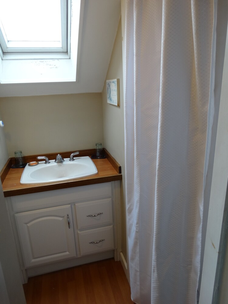 Shoreham Inn Bed & Breakfast - photo 34