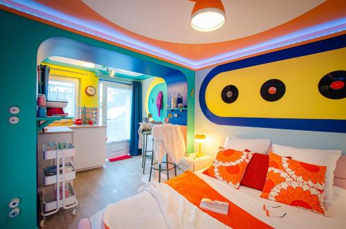 Retro Candy Lounge Avec Terrasse Et Parking - last minute hotel in Unknown City