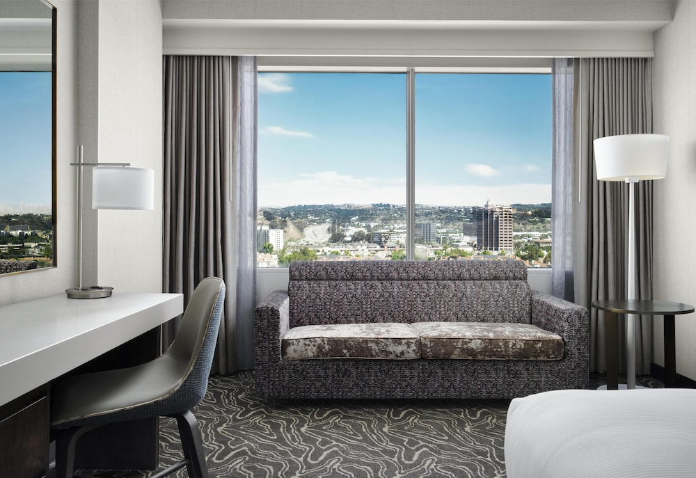 Hilton San Diego Mission Valley - photo 15