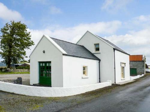 Annie's Cottage — 5-Star Luxury Hotel in Clogherhead, Republic of Ireland