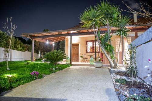 Villa il Melograno — 4-Star Luxury Hotel in Bari, Italy