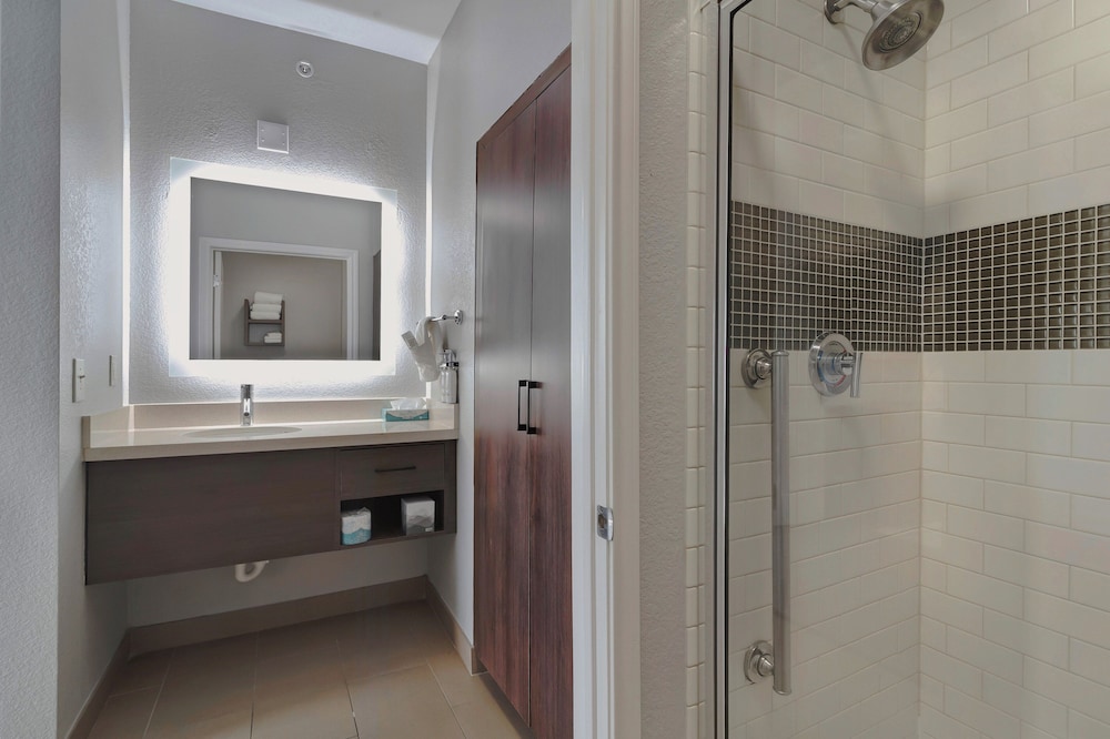 Staybridge Suites Longview by IHG - photo 37