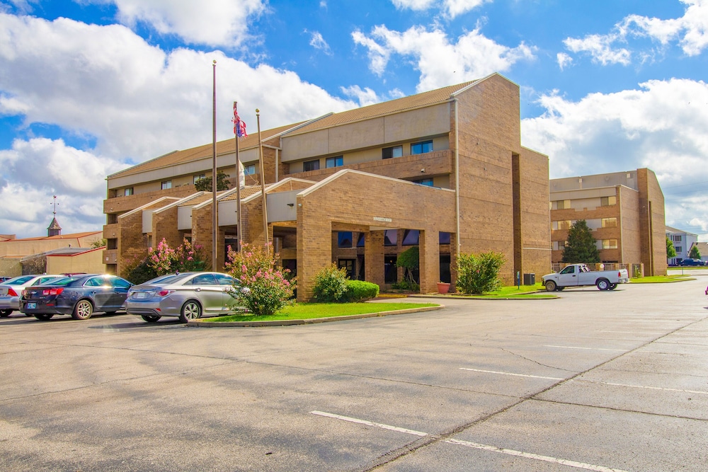 Tulsa Square Hotel Central I 44 By OYO - photo 86